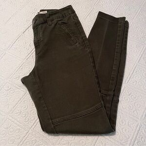 A New Day Olive Green Skinny Pants - Size 4